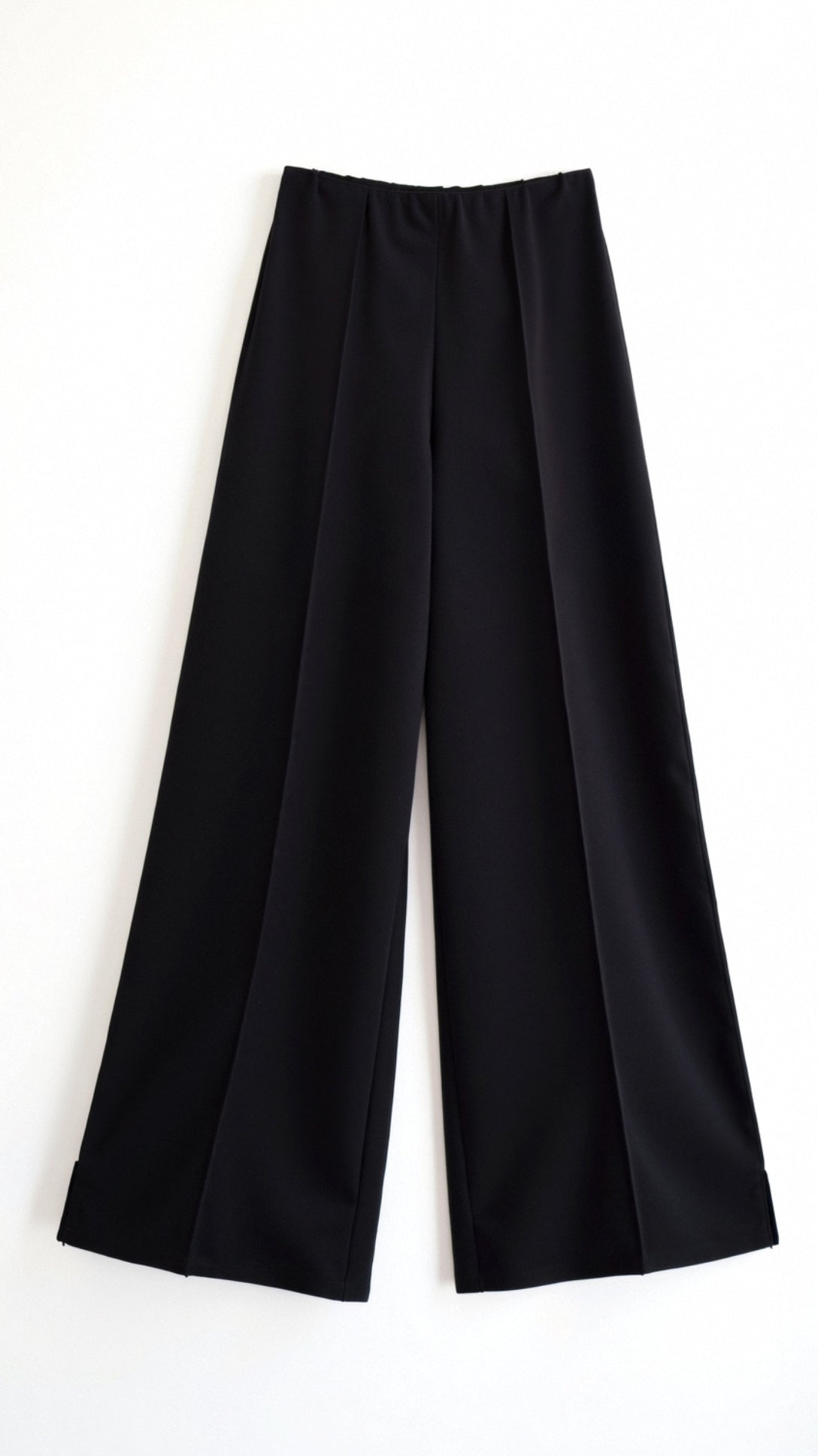 Brooke White Mid-Waist Loose Fit Trousers for a Stylish and Comfortable Look