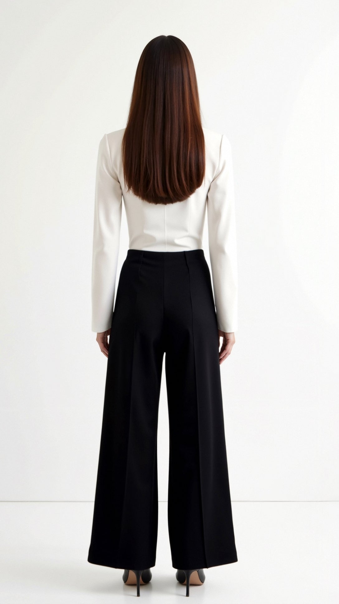 Brooke White Mid-Waist Loose Fit Trousers for a Stylish and Comfortable Look
