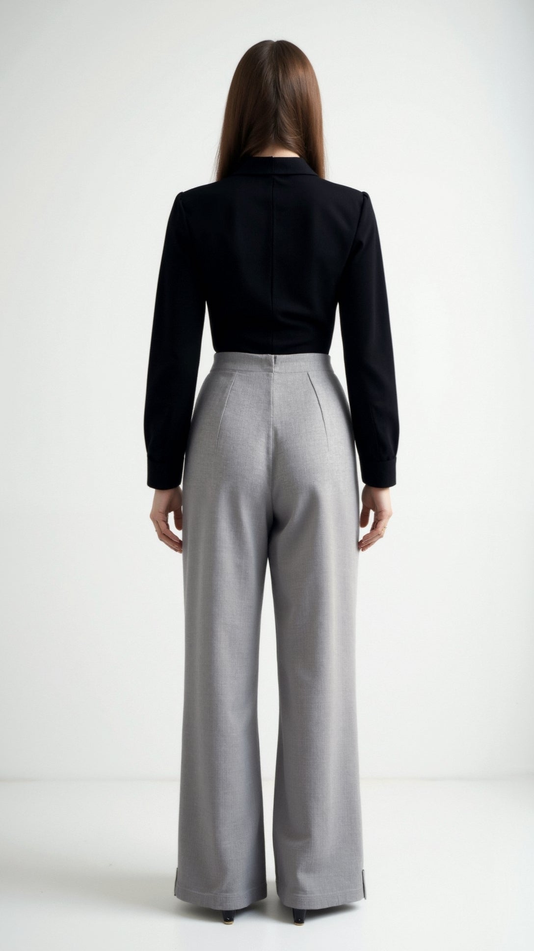 Brooke White Mid-Waist Loose Fit Trousers for a Stylish and Comfortable Look