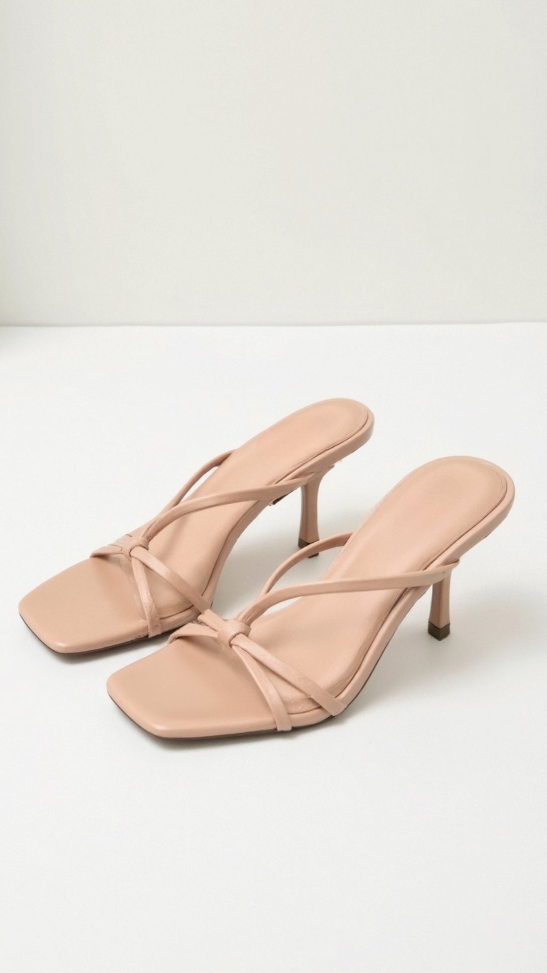 Christina Tied-Design Elegant Mules