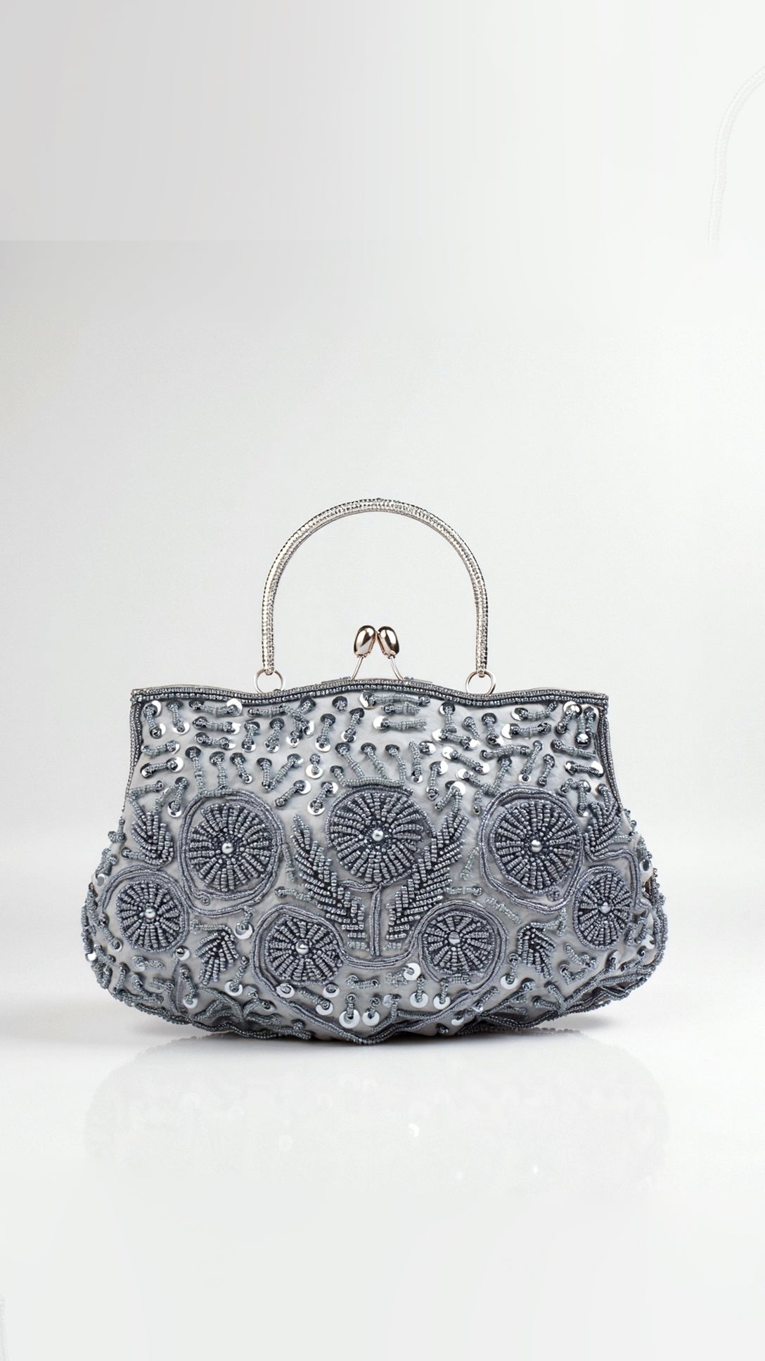 Elegant Eliana clutch bag for special occasions