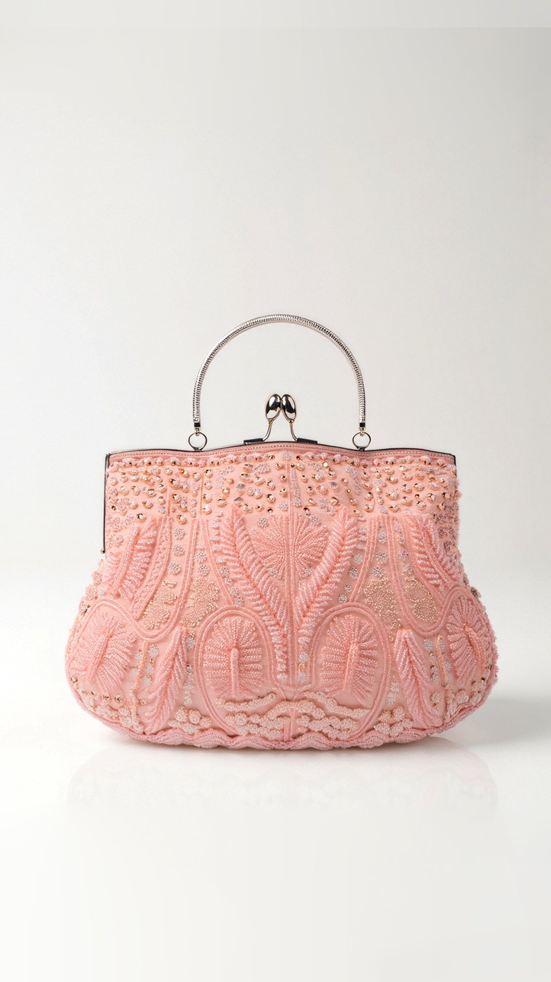 Elegant Eliana clutch bag for special occasions