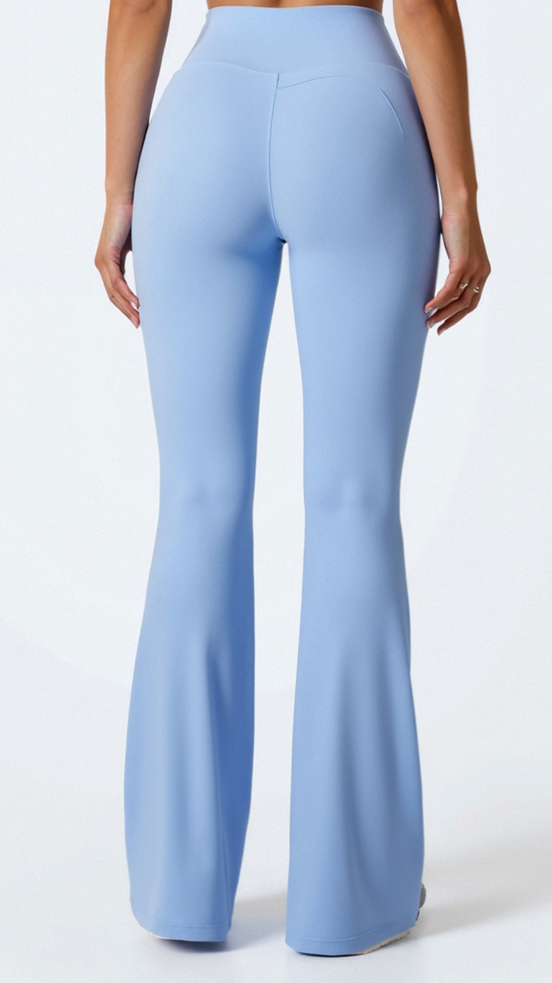 Fashionable flared design leggings for a trendy look