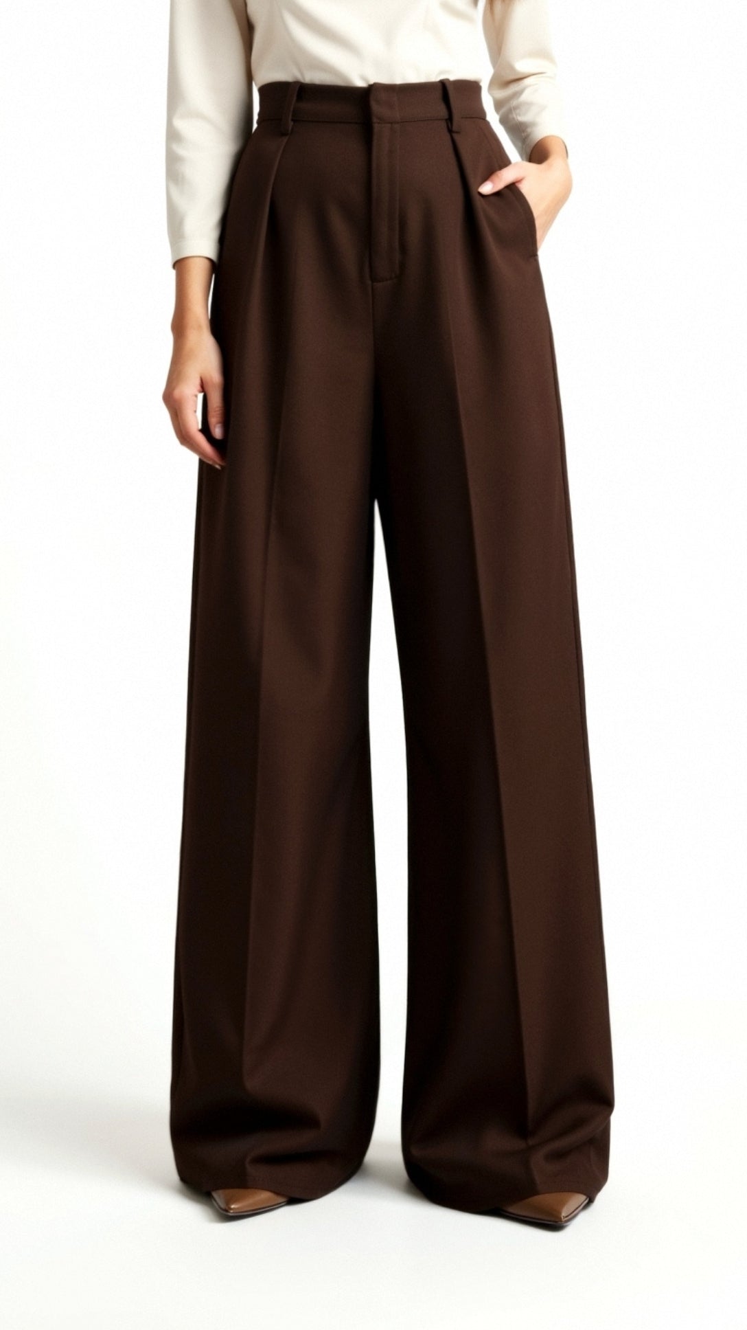 Hazel flared pants for a stylish and comfortable look