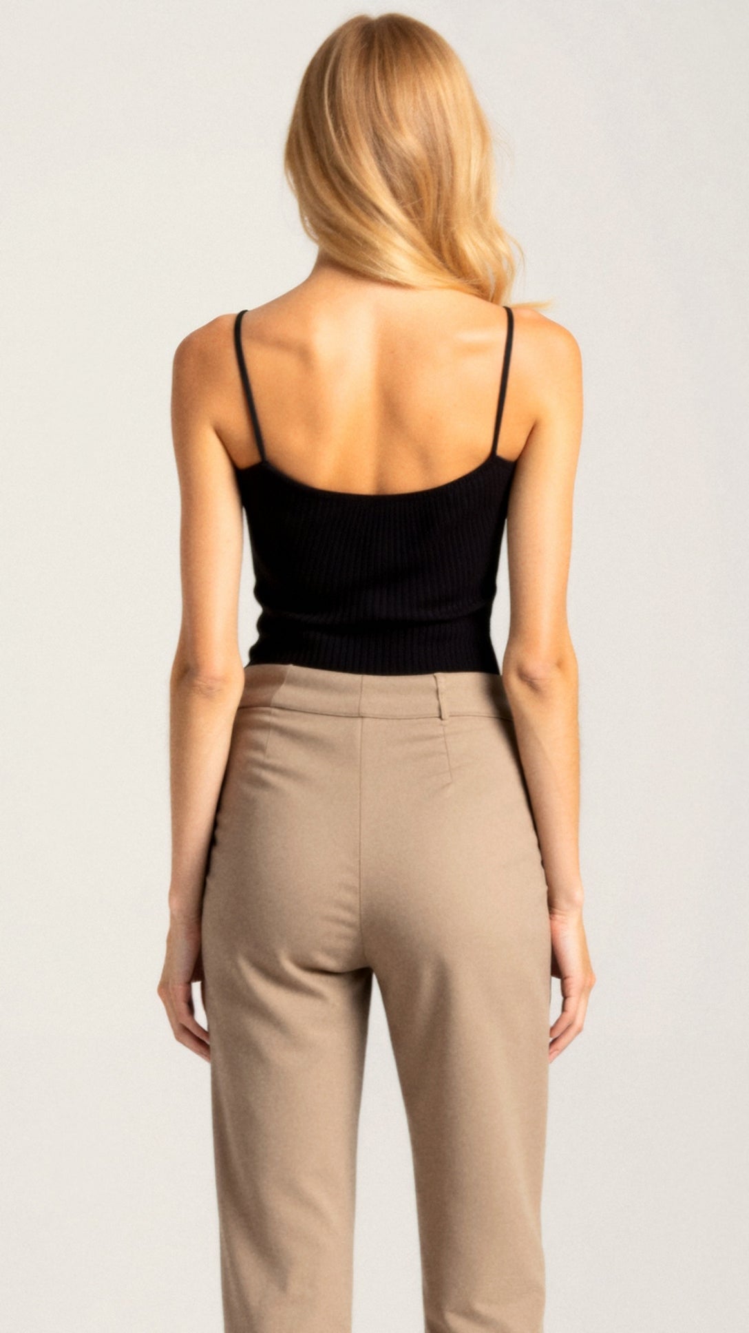 Elegant Jasmine Sleeveless Top for a Chic and Comfortable Look