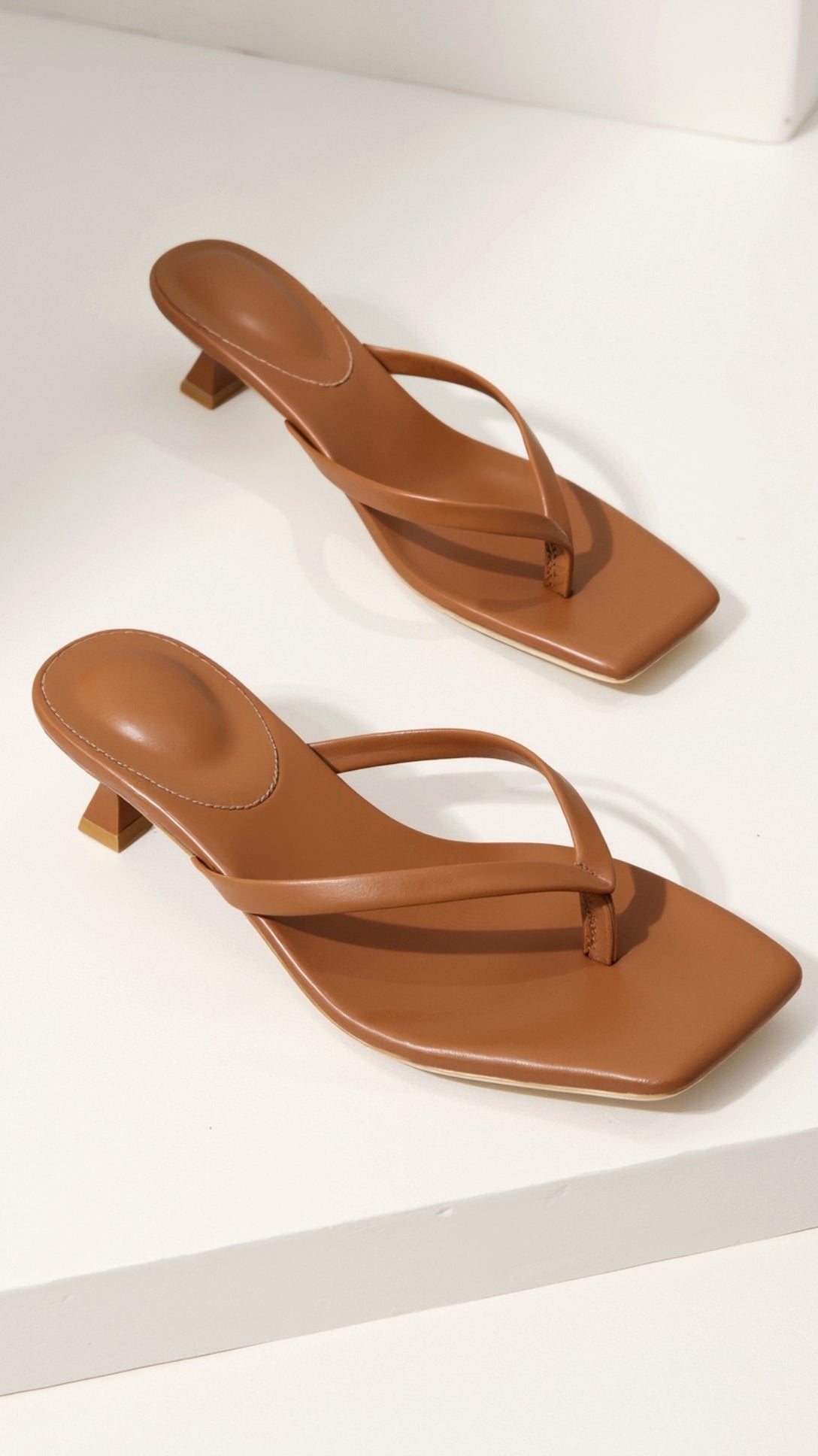 Jessica Thong Kitten Heel Sandals - Elegant and Comfortable Footwear for Any Occasion