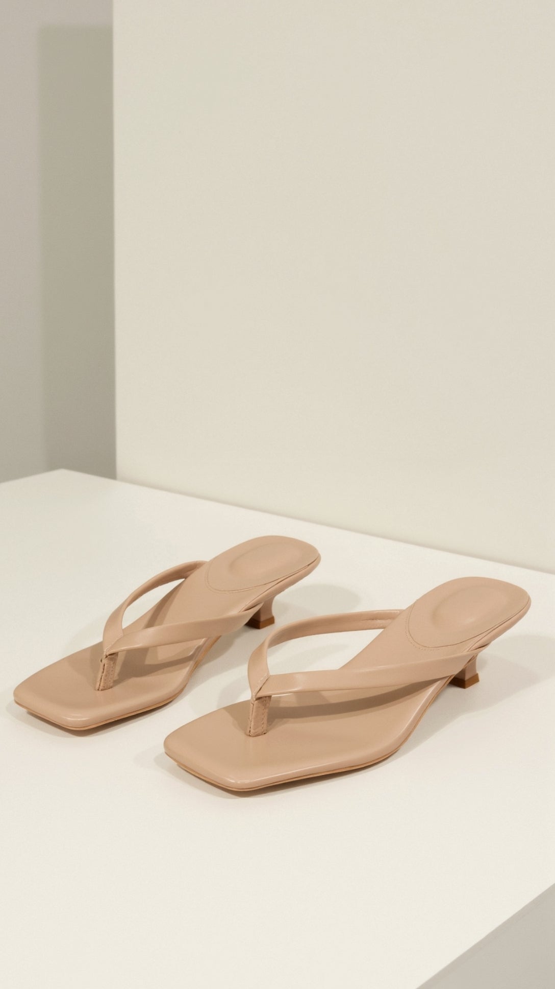 Jessica Thong Kitten Heel Sandals - Elegant and Comfortable Footwear for Any Occasion
