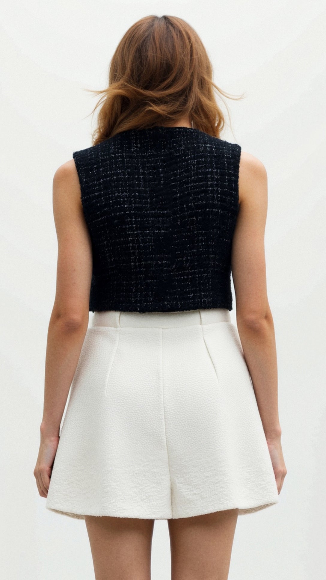 Kyrenia Short Vest for an Elegant and Modern Look