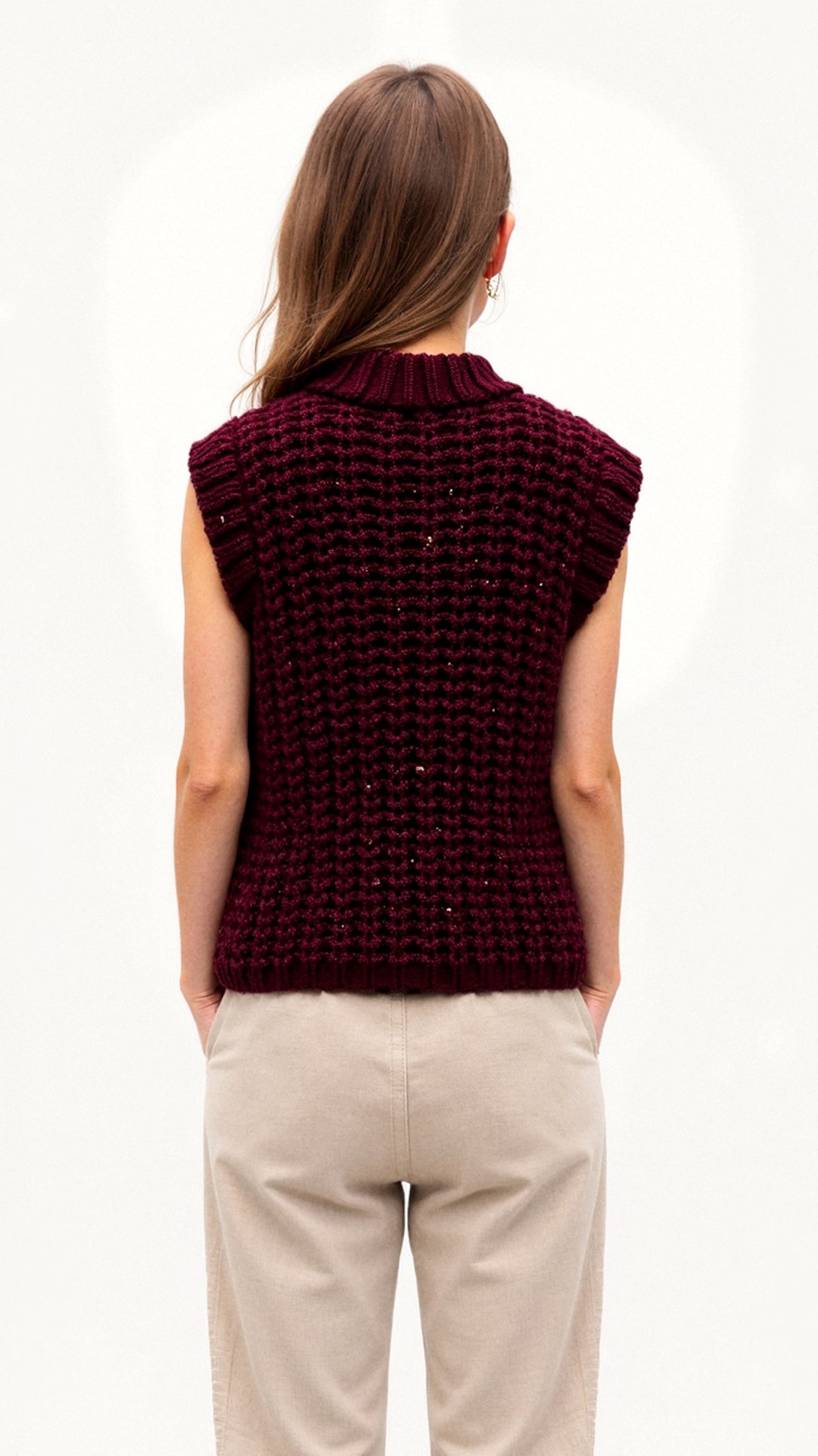 Philomena Modeknit – Stylish Knitted Vest for an Elegant Look