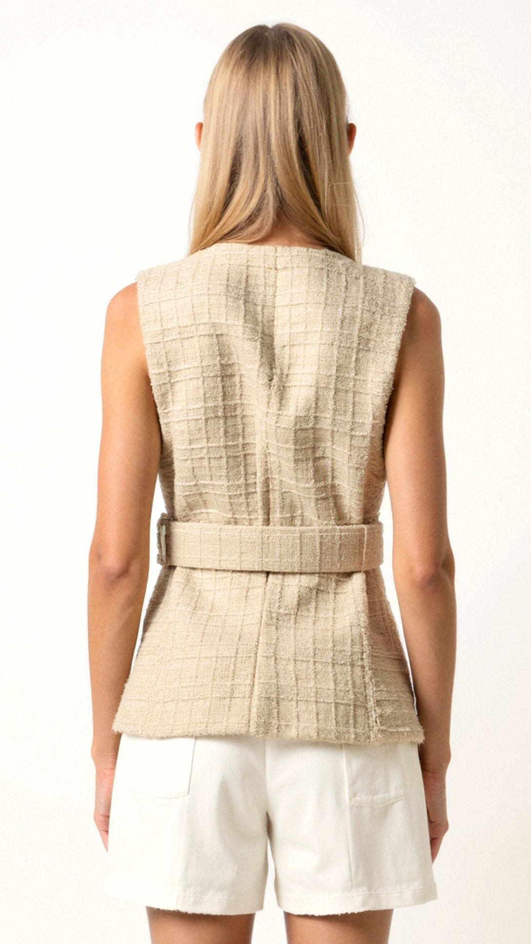 Top sleeveless Quinn for a trendy and comfortable style