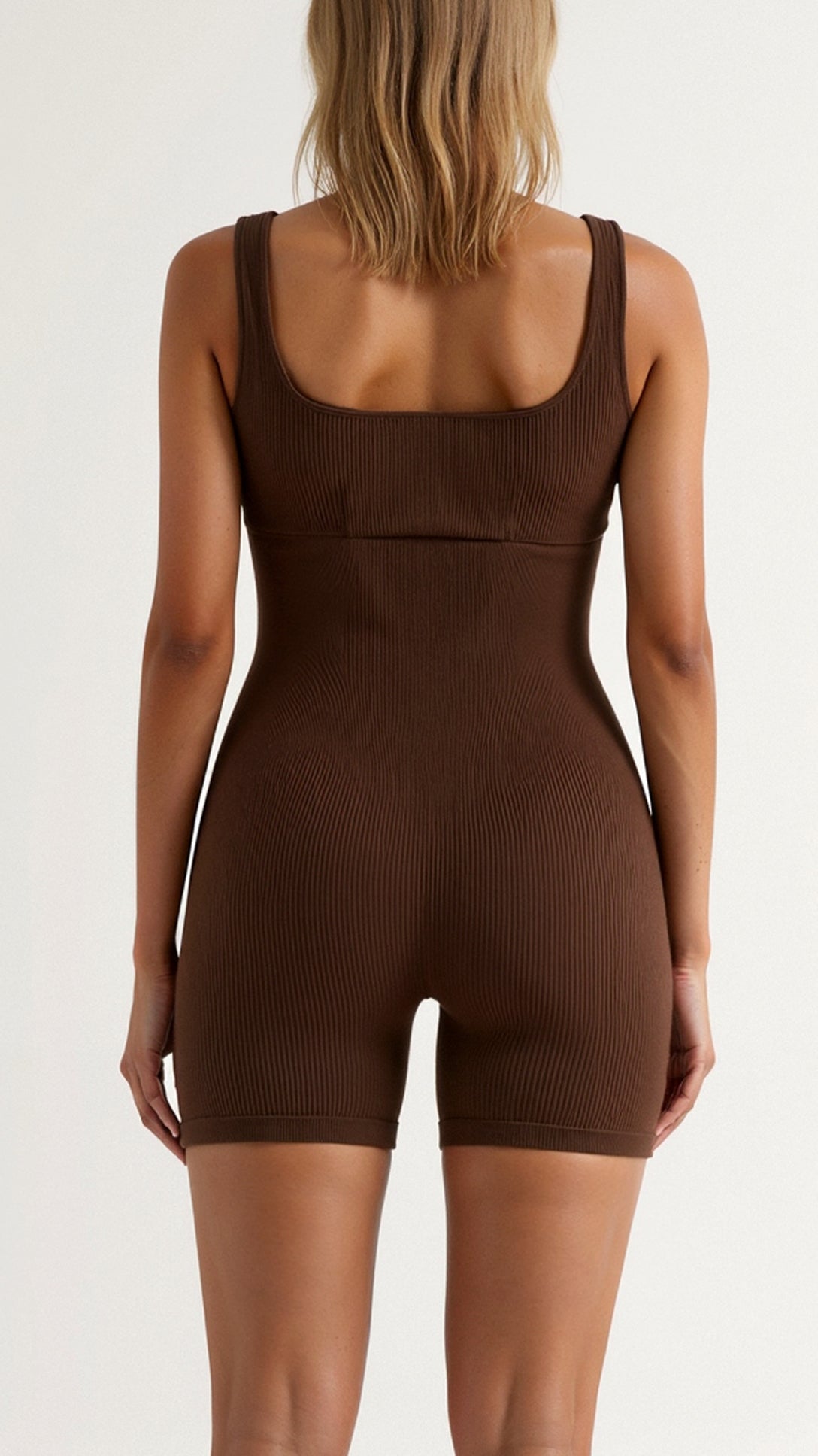 Square-cord body with scoop neck and integrated panties for a comfortable and stylish look