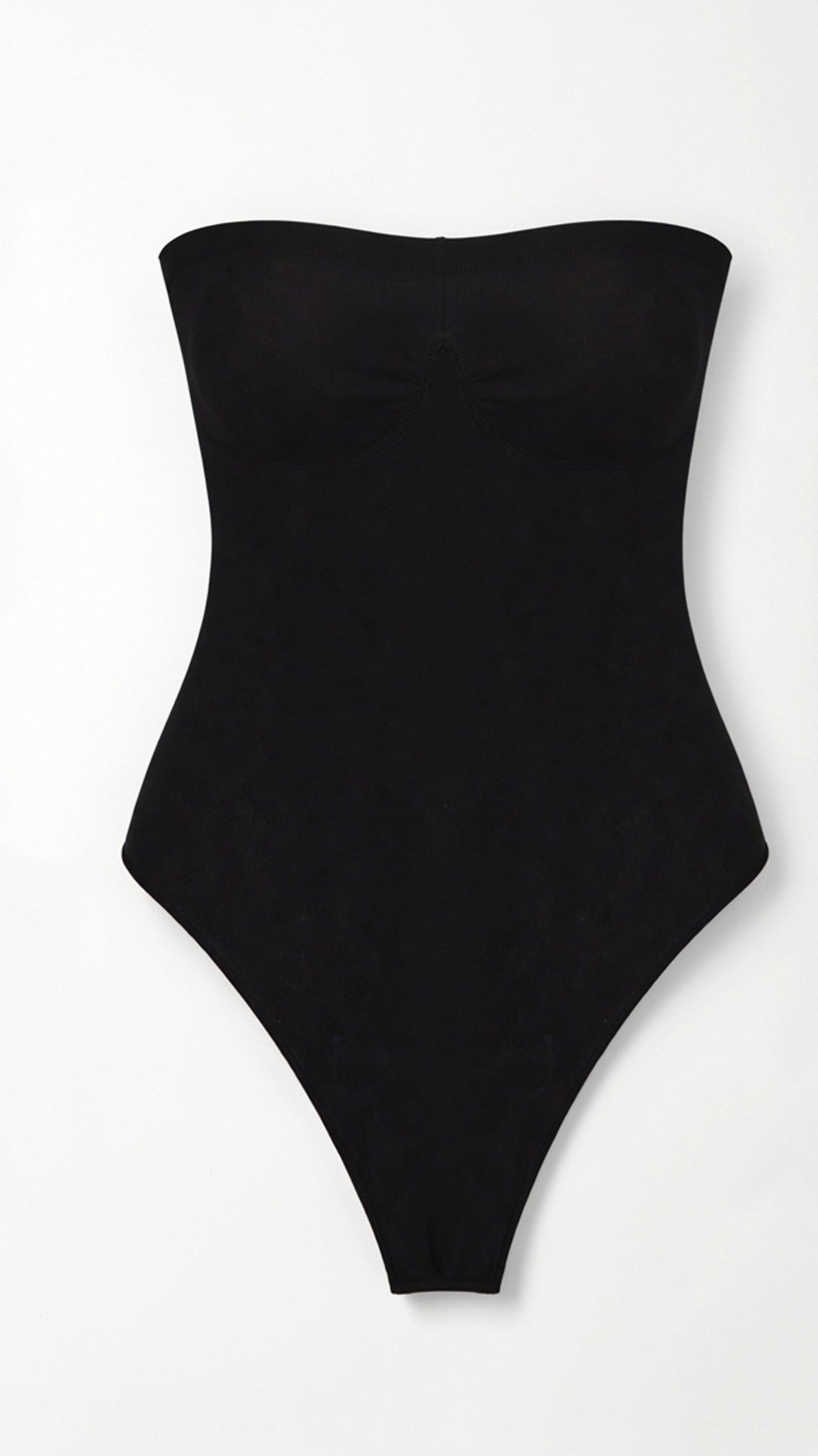 Seamless and strapless lace body for a perfect fit