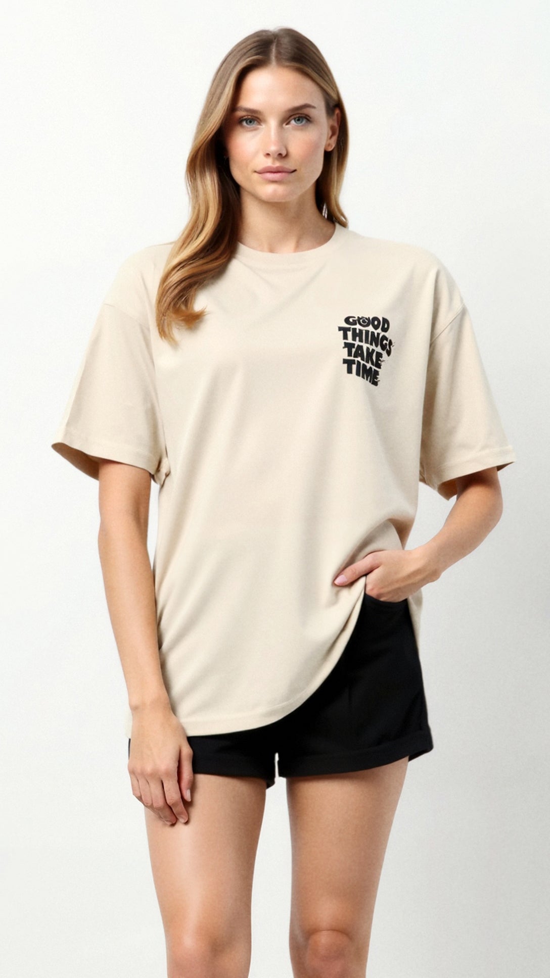 Vespera Oversized T-Shirt - Comfortable and Trendy Design for Any Occasion