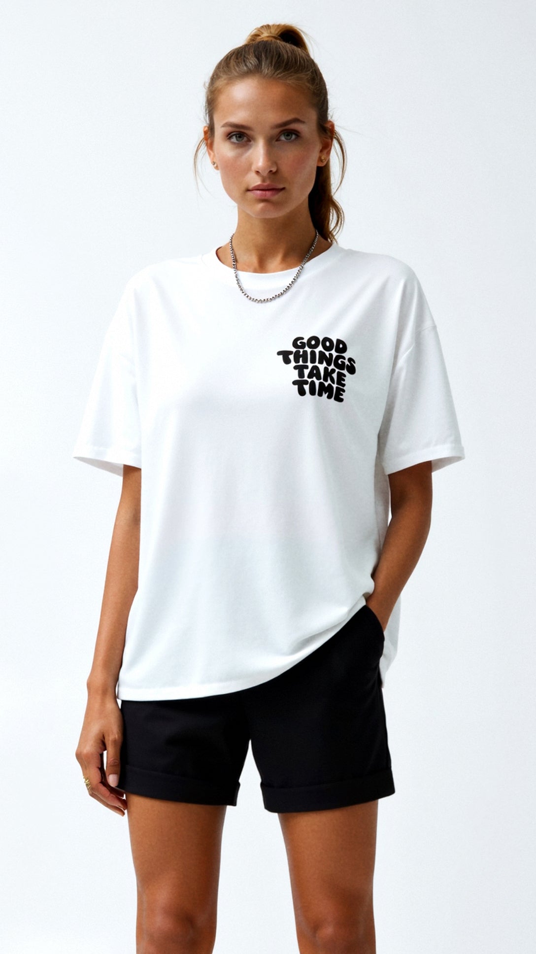 Vespera Oversized T-Shirt - Comfortable and Trendy Design for Any Occasion