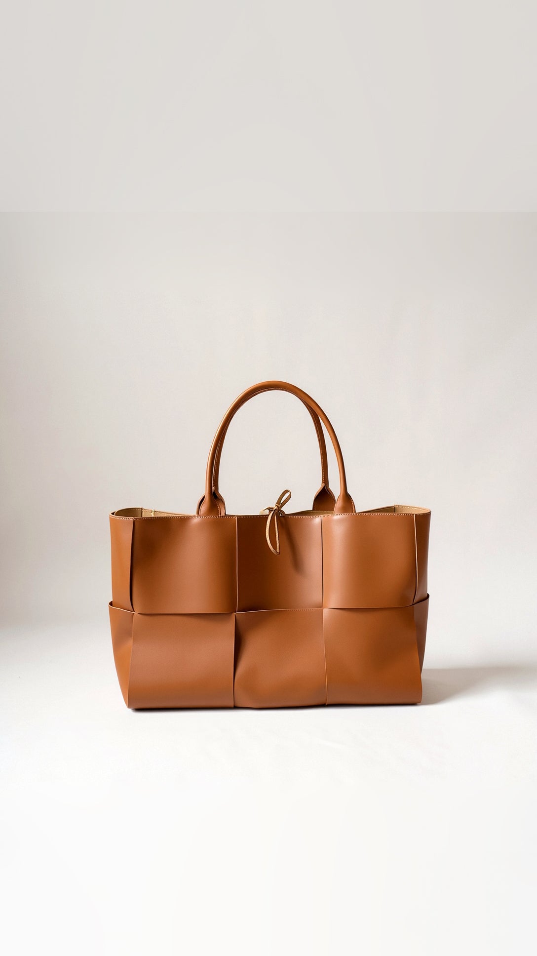 Genevia Shopper Bag - Stylish and Durable Tote for Everyday Use