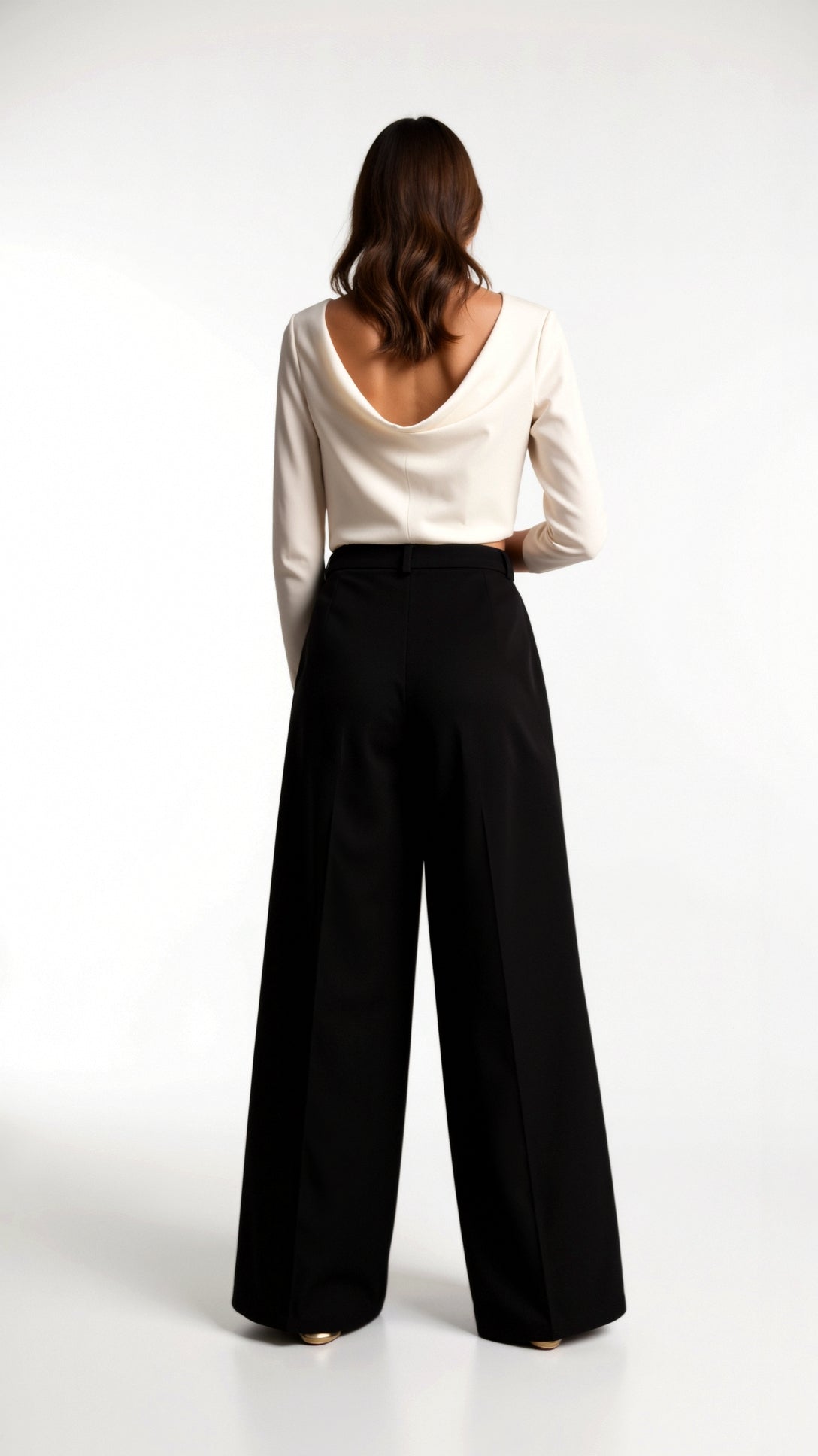 Hazel flared pants for a stylish and comfortable look