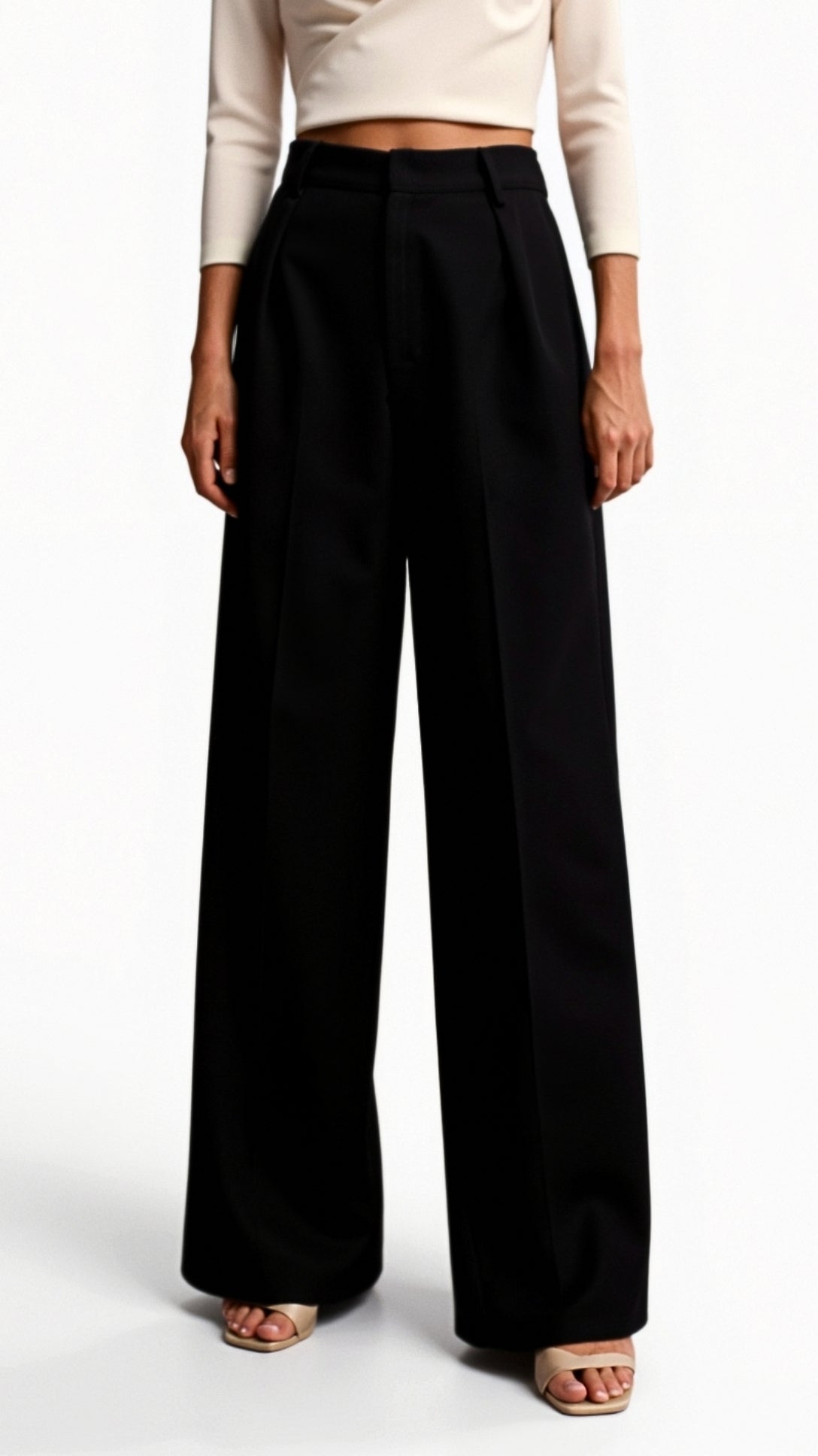 Hazel flared pants for a stylish and comfortable look