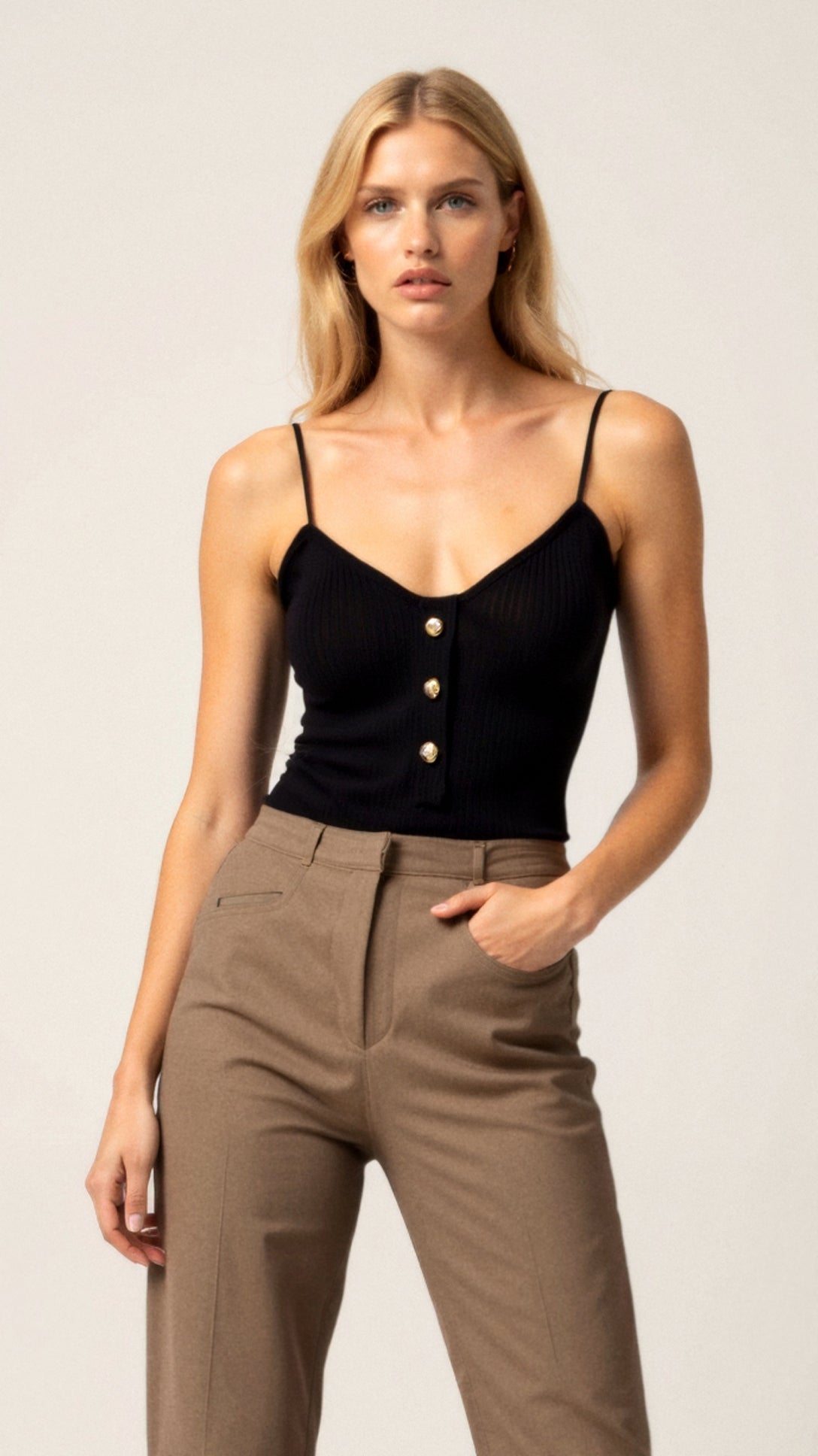 Elegant Jasmine Sleeveless Top for a Chic and Comfortable Look