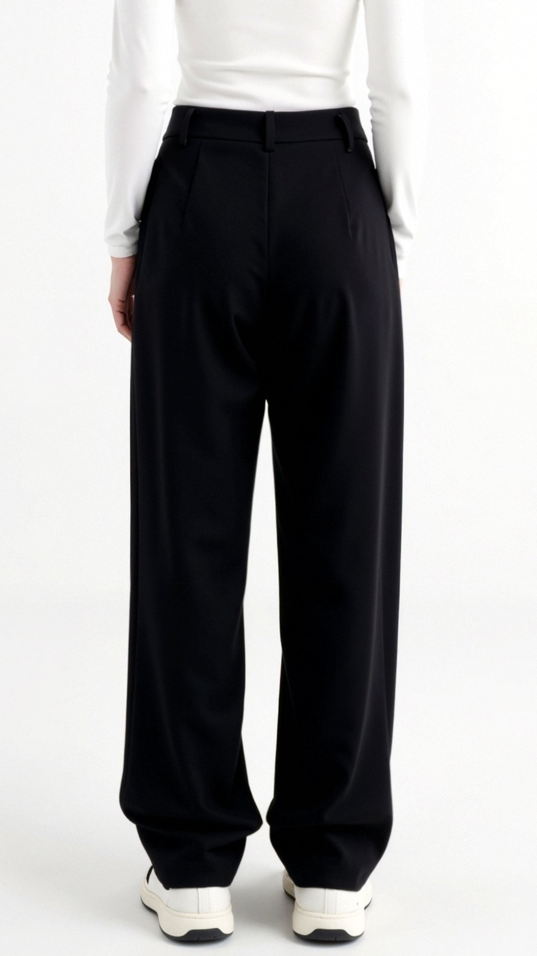 Asymmetric Jeans Pants for a Unique and Fashionable Style