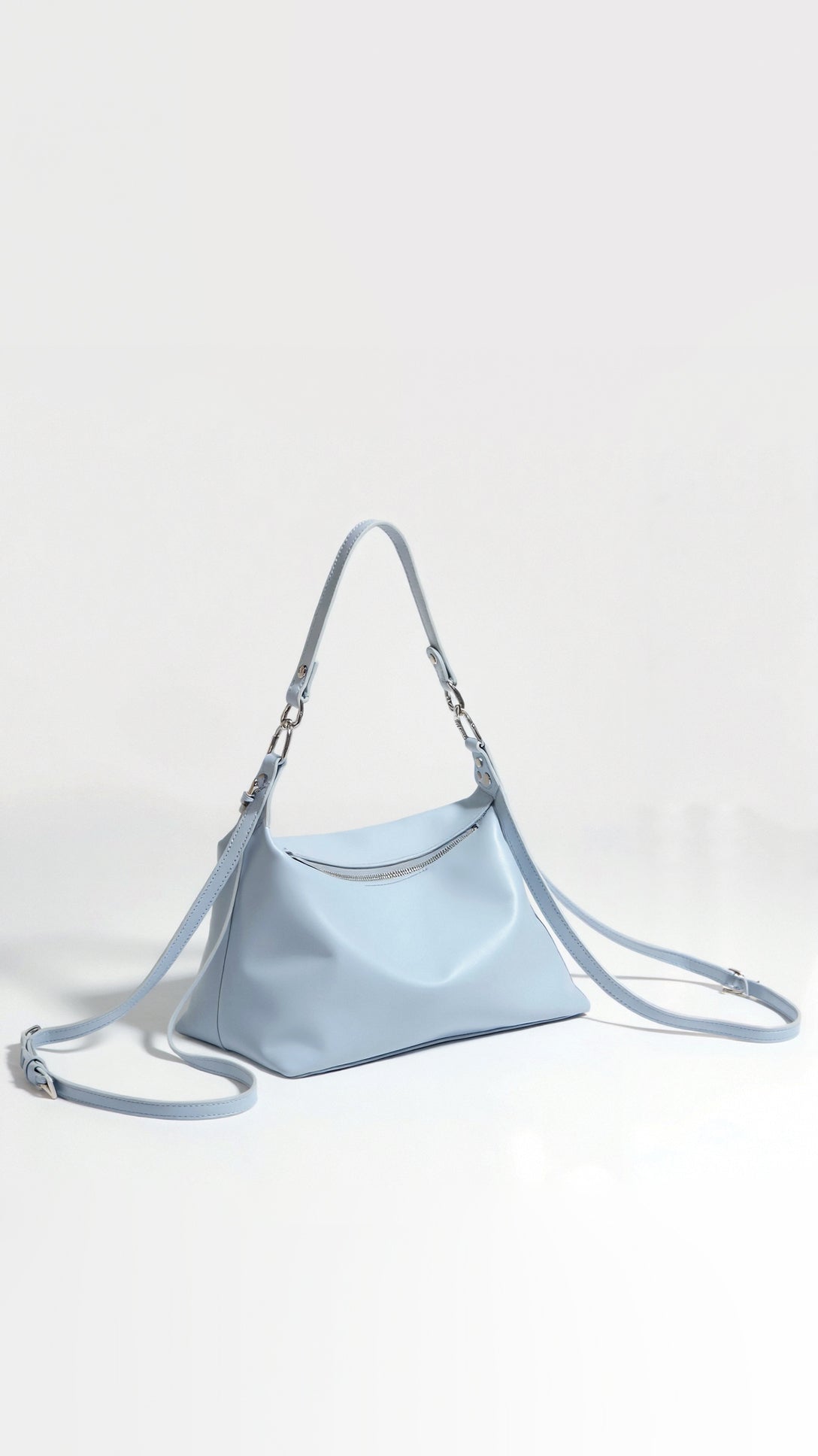 Kalista Crossbody Handbag – Elegance and Practicality at Your Fingertips