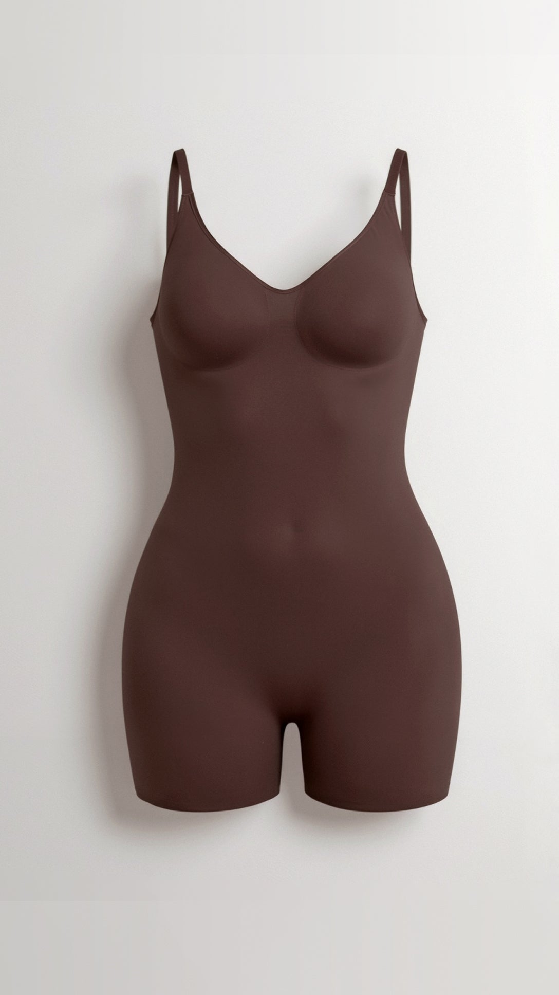 Full-body body suit up to mid-thigh for an elegant and comfortable style