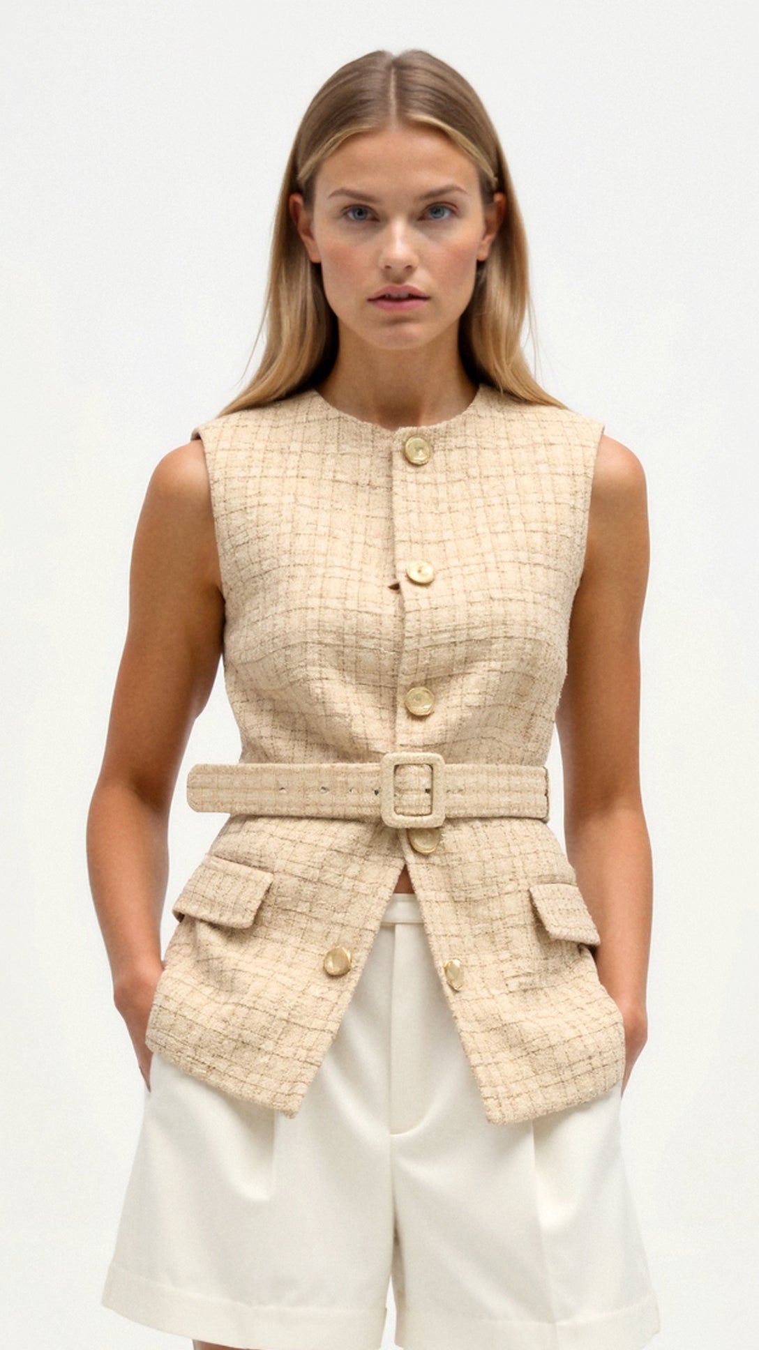 Top sleeveless Quinn for a trendy and comfortable style