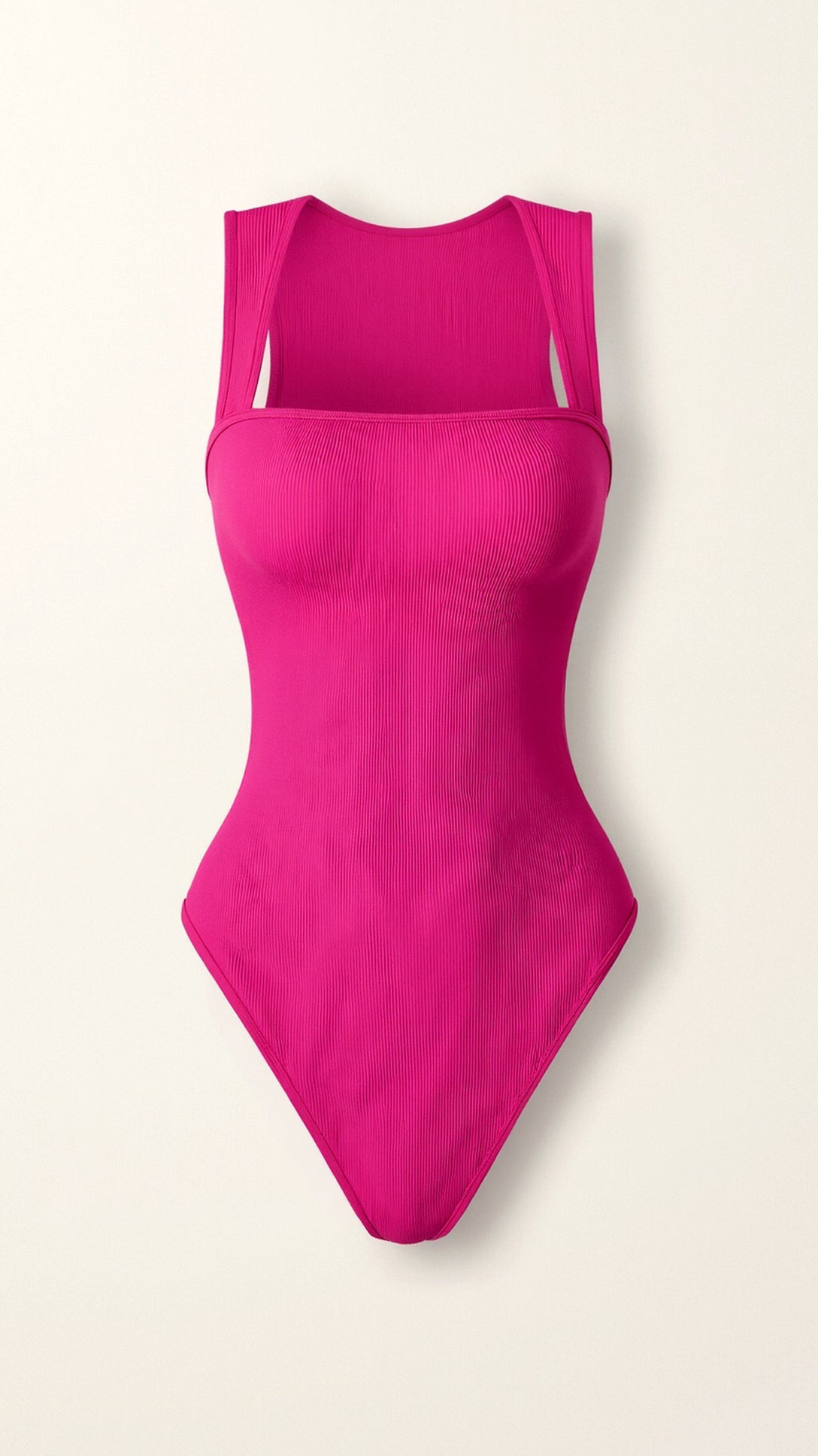 Square V-shaped striped body for a trendy look
