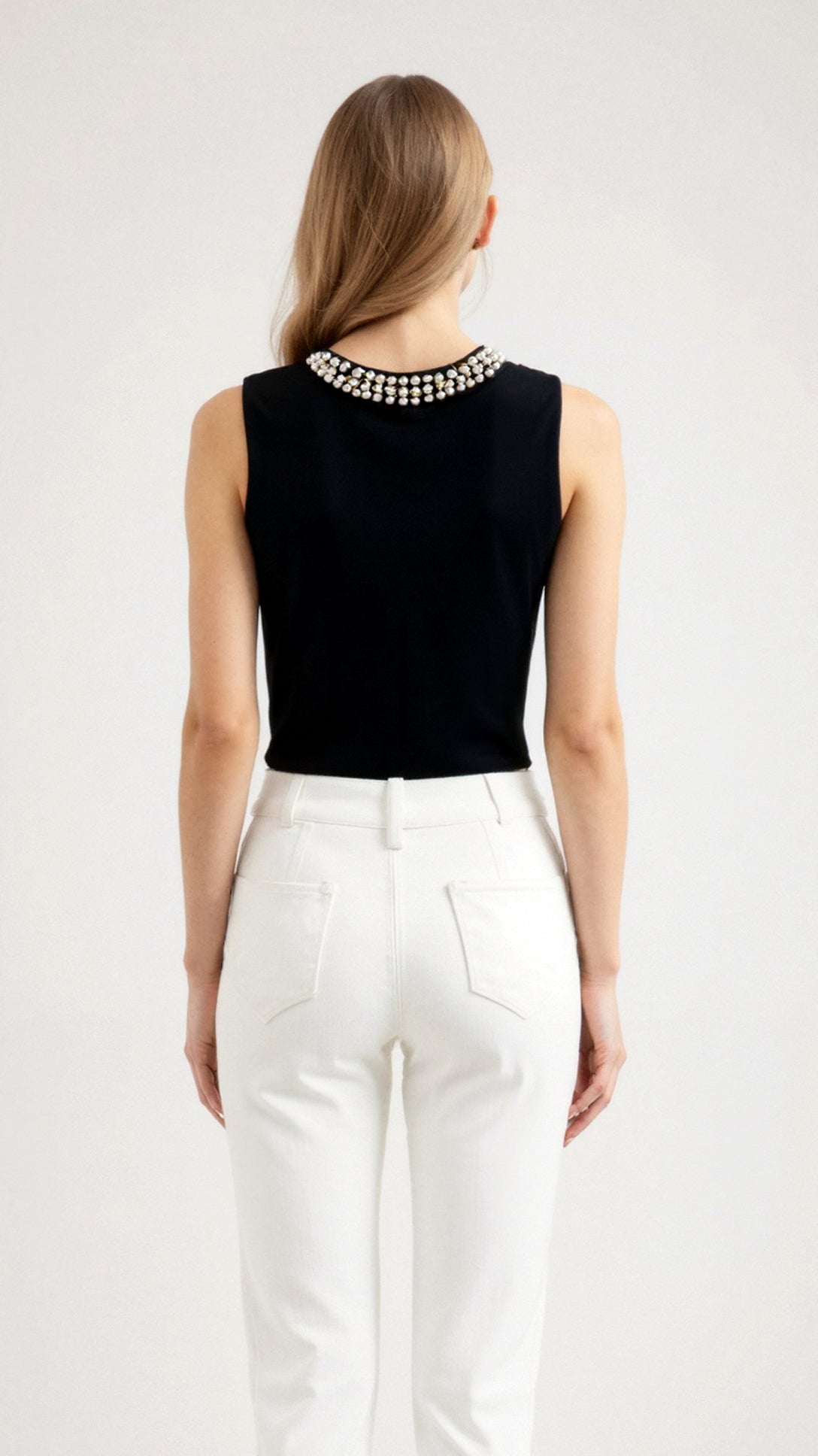 Rosalba Sleeveless - Elegant Sleeveless Top for a Sophisticated Style