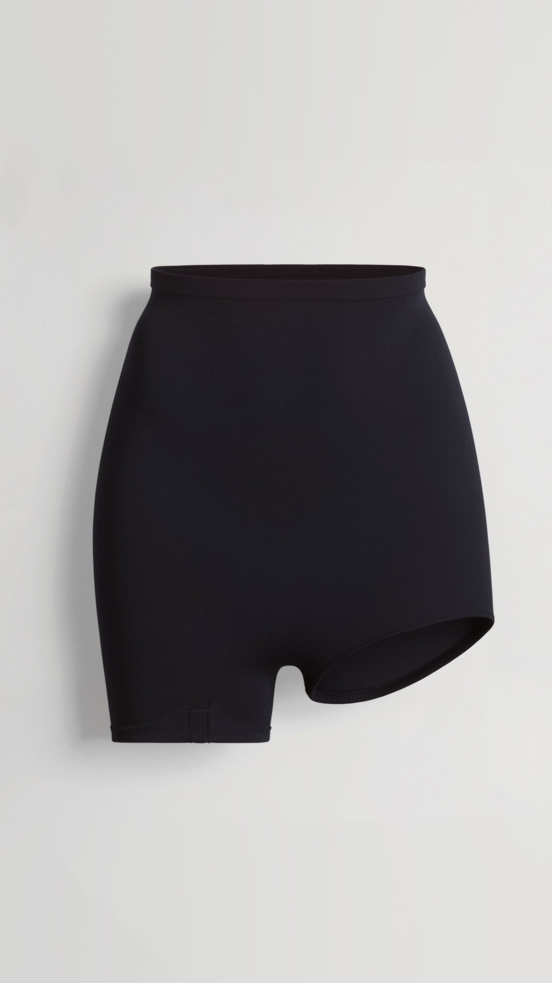 Seamless shorts with exposed left leg for a bold style